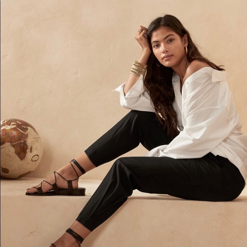 Banana Republic High Rise Tapered Cargo Pant